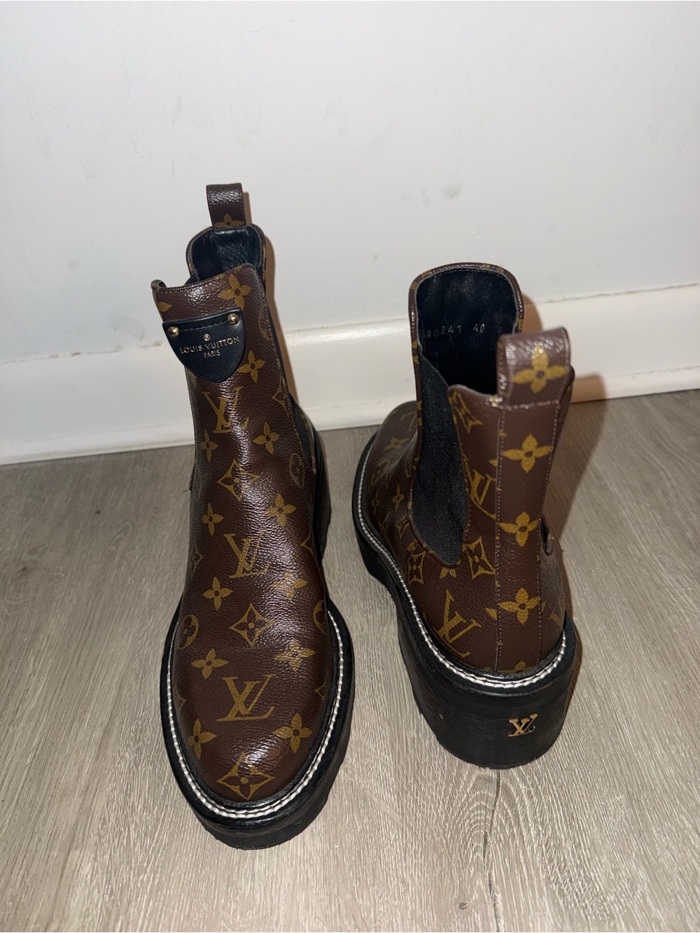 Louis Vuitton Patent Monogram Beaubourg Ankle Boots - Picture 5 of 12